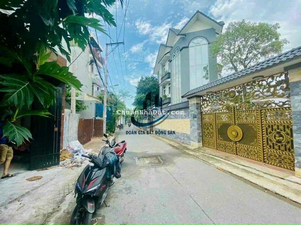 Nhà Mặt Tiền Đường TCH 13 Kinh Doanh Giá Rẻ 4.x tỷ Nhà Mặt Tiền Đường TCH 13 Kinh Doanh Giá Rẻ 4.x tỷ