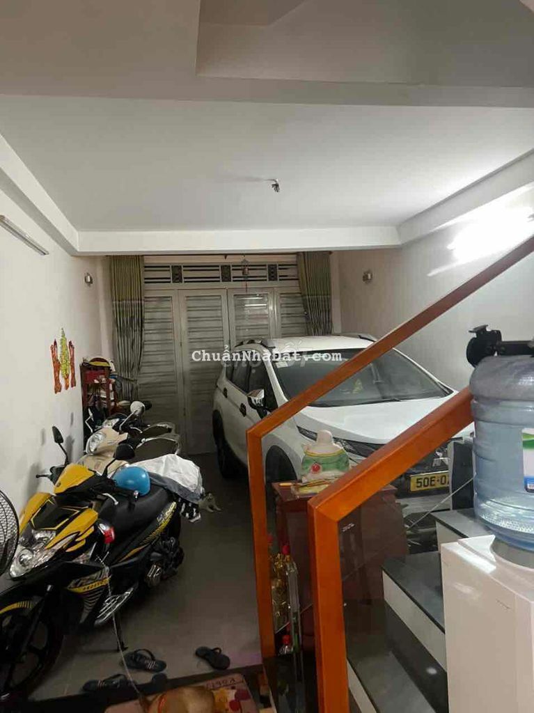 Nhà Chính Chủ. SHR. Ngã Tư Ga. 3 Lầu. Giá: 5.2 tỷ