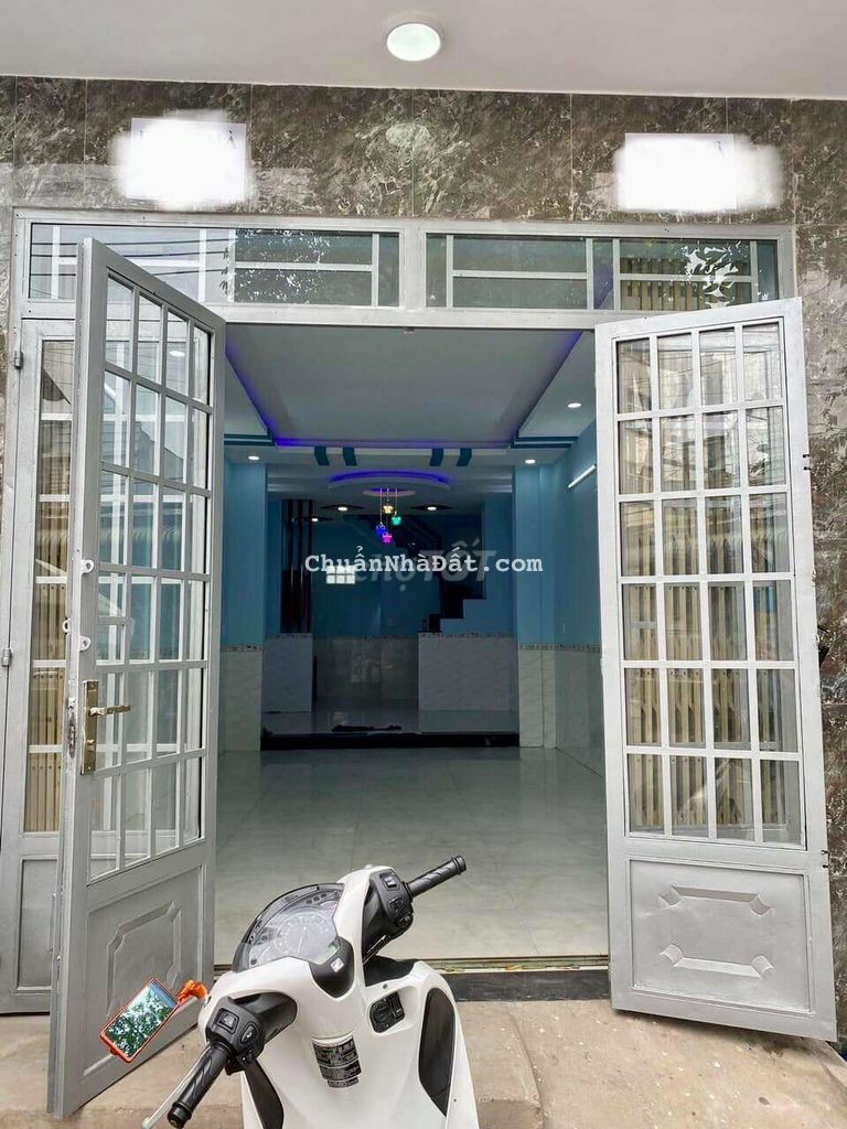 BÁN NHÀ MẶT TIỀN ĐƯỜNG HƯƠNG LỘ 80B  .Q12. 4 TẦNG,ĐANG CHO THUÊ 10tr