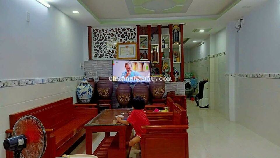 Nhà SHR 4m x 14m. CN 56m2. Đúc lửng Hẻm 3,5m Đường Hiệp Thành 17