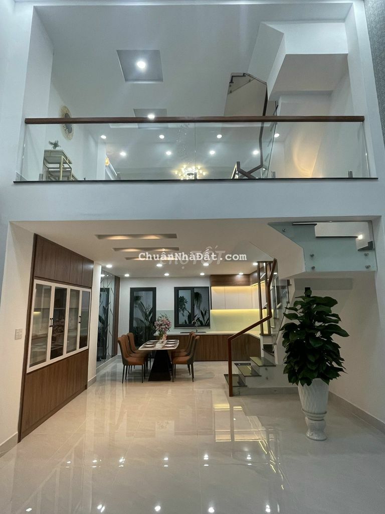 Bán nhà 3 lầu full Nội thất đường nhựa 12m Khu phân Lô Thạnh Xuân 25