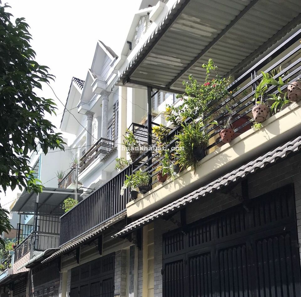 NHÀ BÁN 60M2 HẺM 6M SÁT MT TIỆN KD QUẬN 12 NHỈNH 3 TỶ