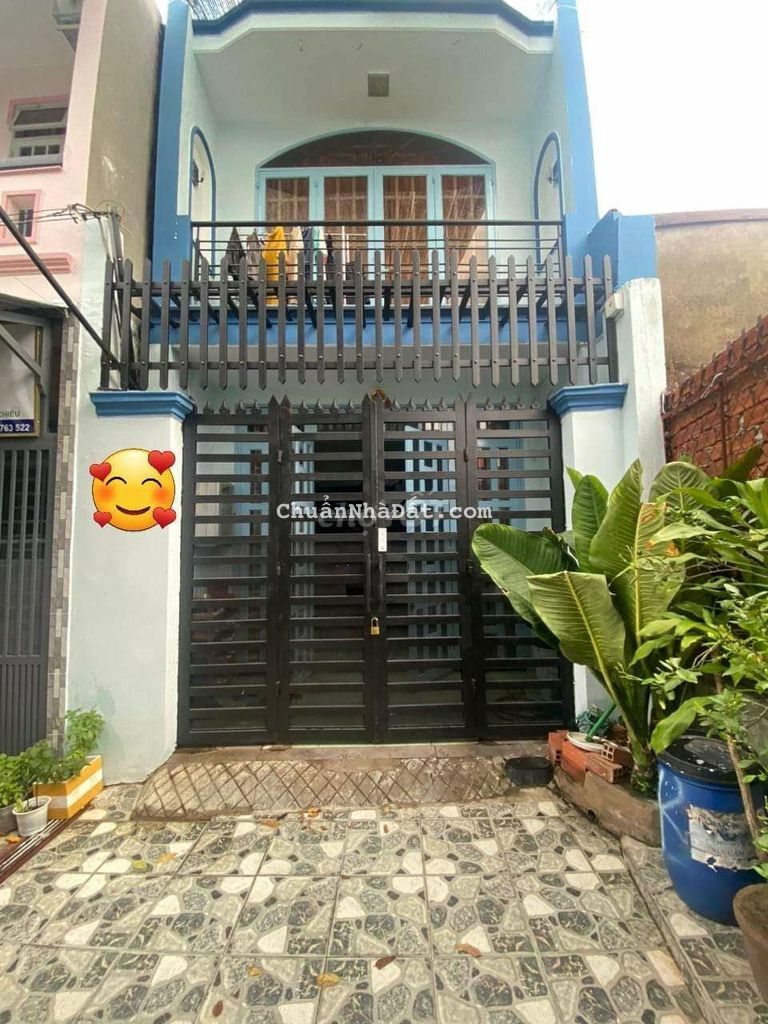 BÁN NHÀ Q12. Ô TÔ ĐẬU CỬA. 2 TẦNG BTCT CHẮC CHẮN. ĐẸP VÀO Ở NGAY.