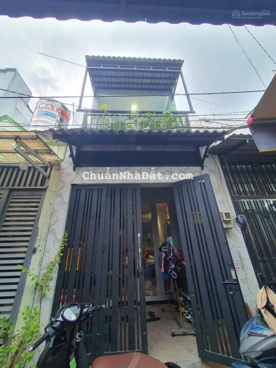 HXH sát Hà Huy Giáp, Thạnh Xuân, Q12, 64m2, 2 tầng BTCT, SHR, ko LG, ko QH. TL tốt