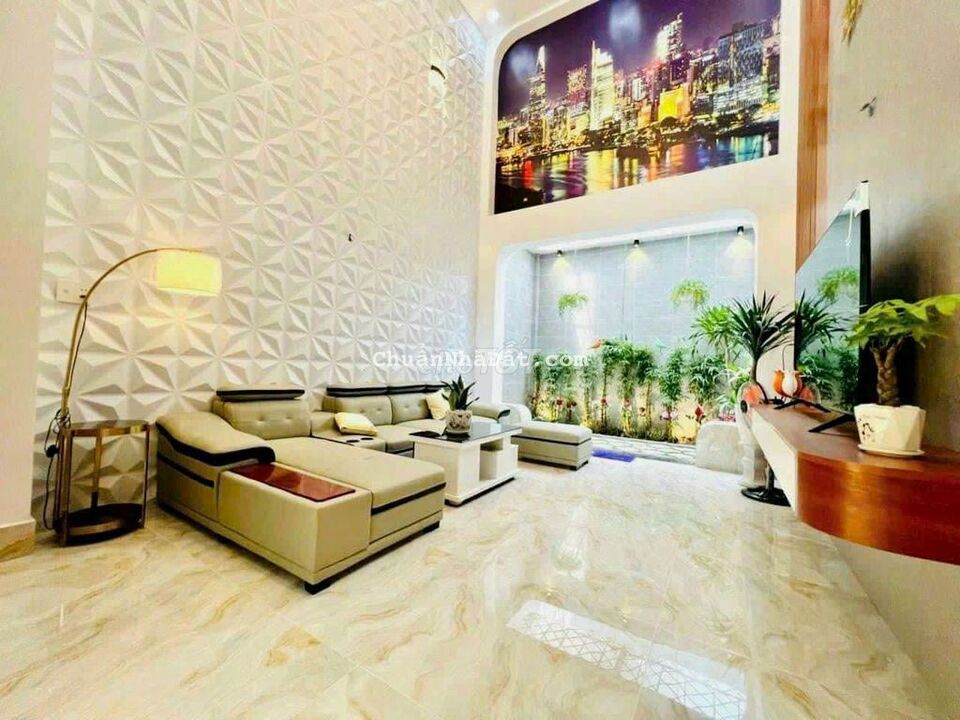 Siêu phẩm Nhà phố 4mx18m.4 tấm đúc full nội thất 1/Hẻm nhựa Lâm Thị Hố