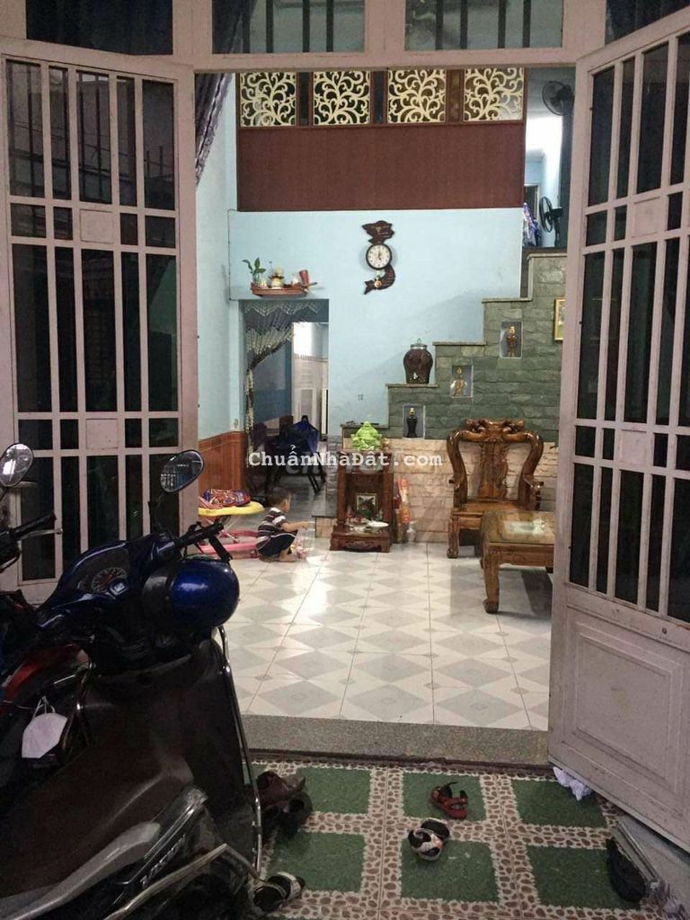 BÁN NHÀ Q12. Ô TÔ ĐẬU CỬA THÔNG TỨ HƯỚNG.70m2 giá cực rẻ