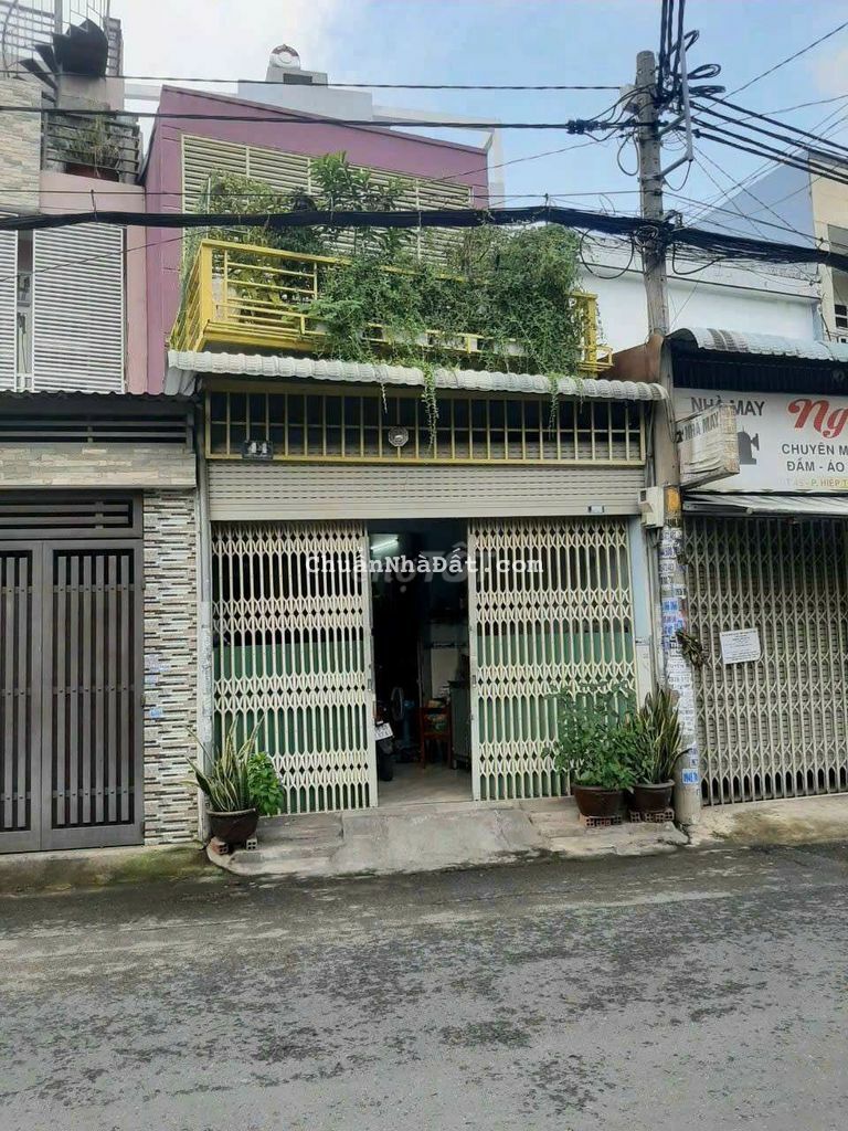 MẶT TIỀN NHỰA HIỆP THÀNH 45 NHÀ 4X18 XÂY 1 LẦU BUÔN BÁN TỐT MẶT TIỀN NHỰA HIỆP THÀNH 45 NHÀ 4X18 XÂY 1 LẦU BUÔN BÁN TỐT