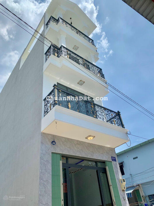 Bán gấp nhà hẻm Nguyễn Văn Qúa, Phường Đông Hưng Thuận, Quận 12