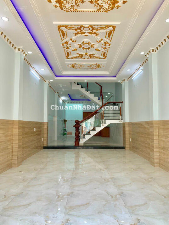 Bán gấp nhà hẻm Nguyễn Văn Qúa, Phường Đông Hưng Thuận, Quận 12