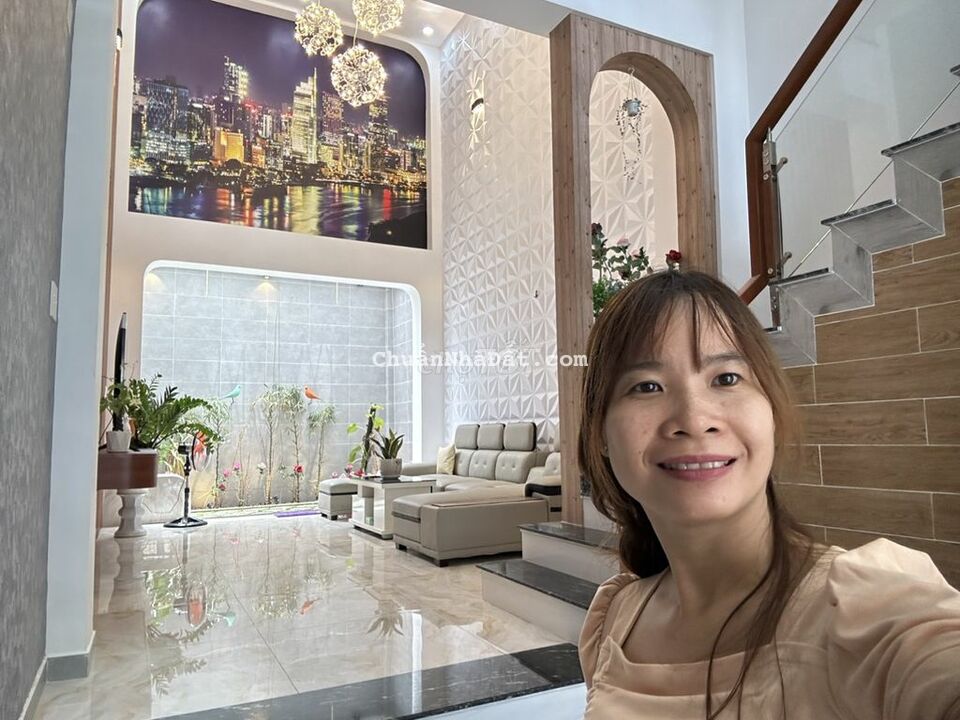 SIÊU PHẨM NHÀ PHỐ - SANG XỊN MỊN - HỆ THỐNG ĐIỀU KHIỂN TỪ XA - 5 TẤM