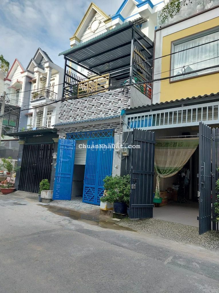 Nhà 2 lầu hẻm xe hơi DT 4x20, gần trường Trần Quang Khải, P. TCH - Q12