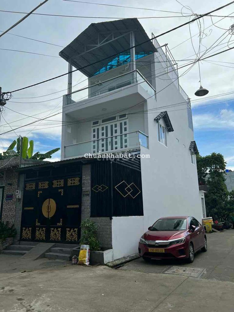 Nhà 2 mặt tiền khu biệt thự thạnh xuân 39 . DT 5*16m 2 lầu đường 7m