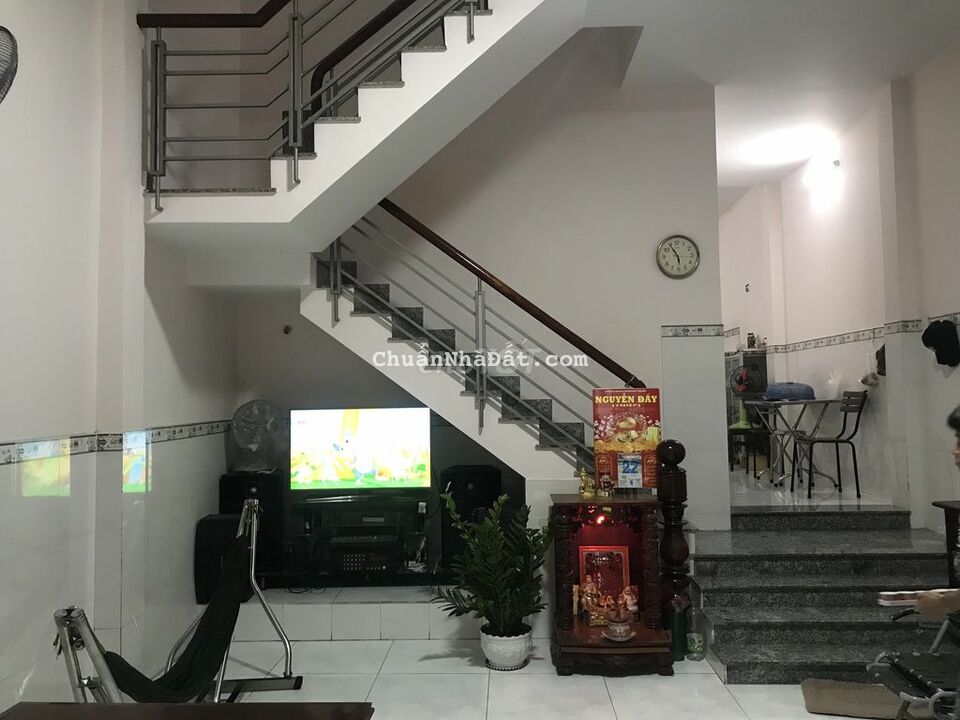 CHỦ GỬI NHÀ 2 TẦNG 4PN 82M2 HẺM 5M QUẬN 12 NHỈNH 4 TỶ 500 TL CHỦ GỬI NHÀ 2 TẦNG 4PN 82M2 HẺM 5M QUẬN 12 NHỈNH 4 TỶ 500 TL