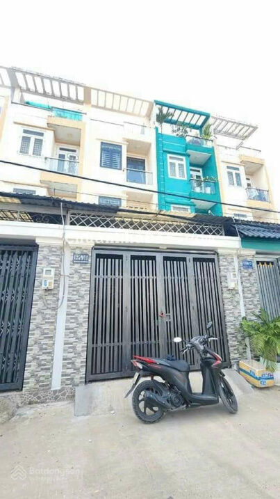 Nhà 3 lầu hẻm thông 8m gần Nguyễn Oanh - Gò Vấp, KDL Bến Xưa, DT. 4m x 23m - 88m2 thổ cư sân xe hơi