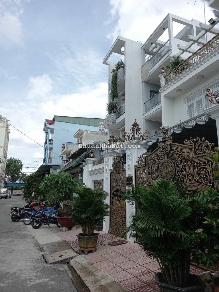 NHÀ KHU VIP TRUNG MỸ TÂY 13 Q12.ĐƯỜNG NHỰA 8M THÔNG.4 TẦNG DT: 4Mx24M NHÀ KHU VIP TRUNG MỸ TÂY 13 Q12.ĐƯỜNG NHỰA 8M THÔNG.4 TẦNG DT: 4Mx24M