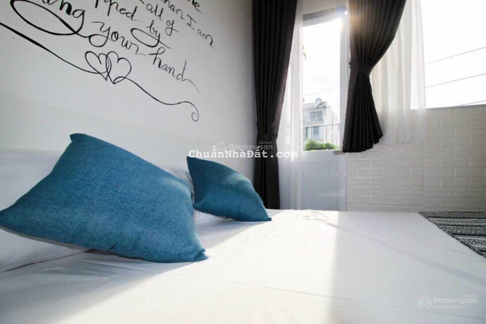 21,5 tỷ thương lượng nhà mặt tiền đường ngay Thảo Điền Quận 2, 5.2 dài 17m trệt 3 lầu, đường 10m