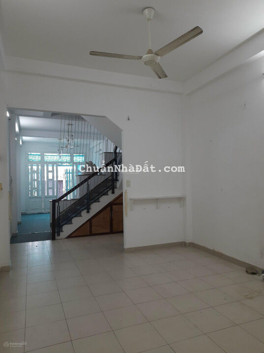 Nhà mặt tiền ngay đường Bùi Tá Hán Phường An Khánh Quận 2, 4 dài 20m, trệt 3 lầu, giá 17,5 tỷ tl