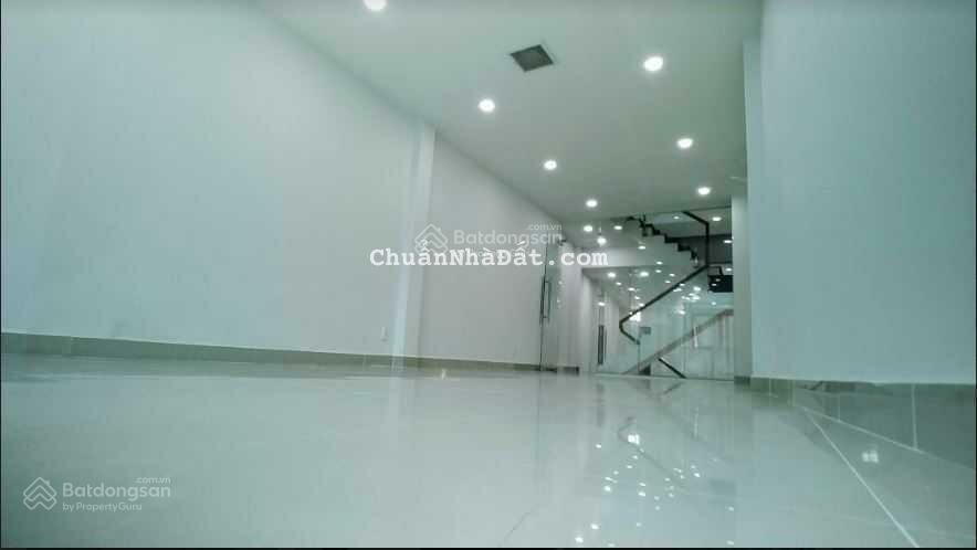 Góc 2 mặt tiền hẻm 10m tại 290/ Nam Kỳ Khởi Nghĩa, P7 Q3 bề ngang hiếm 5.2m, DTSD: 123m2 giá 20 tỷ