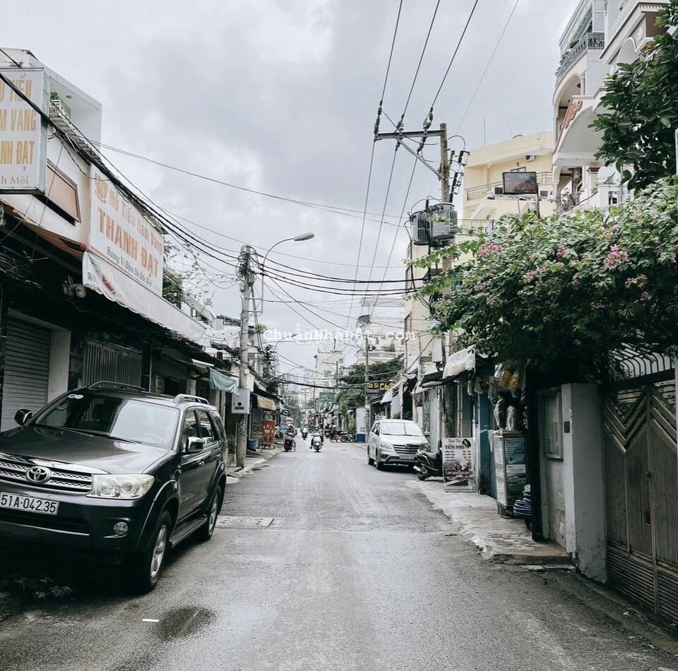 19 TỶ nhà mặt tiền 134m2, quận 4, chính chủ thương lượng