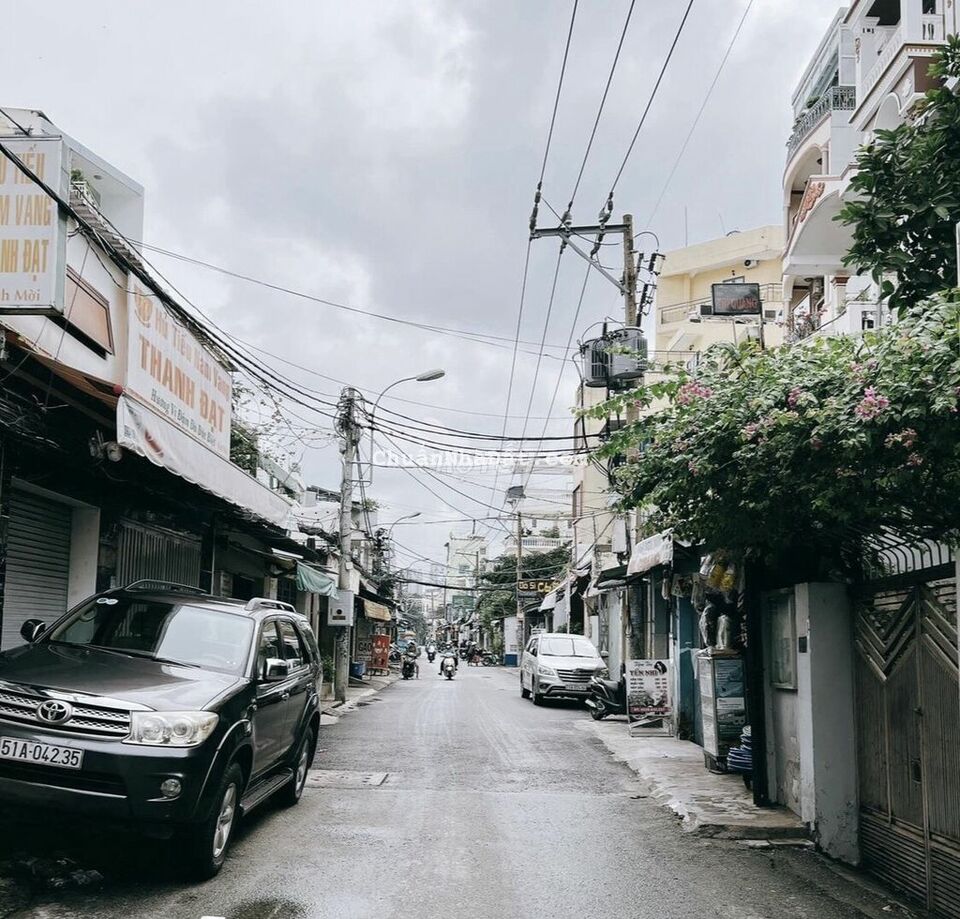 19 TỶ nhà mặt tiền 134m2, quận 4, chính chủ thương lượng