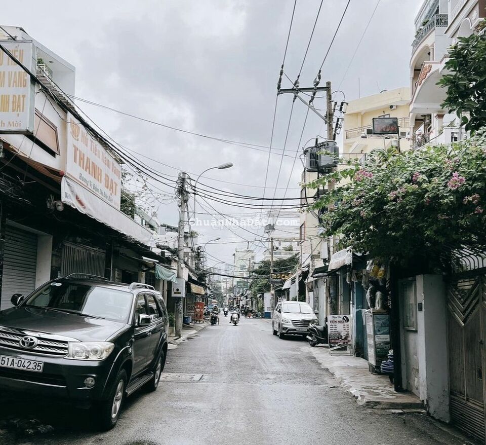 19 tỷ mặt tiền 134m2, ngang 6.5m, xóm chiếu quận 4, giảm 9 tỷ 19 tỷ mặt tiền 134m2, ngang 6.5m, xóm chiếu quận 4, giảm 9 tỷ