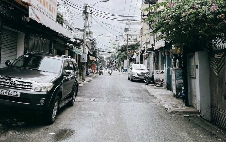 Bán rẻ 19 tỷ nhà mặt tiền quận 4, 134m2, giảm 9 tỷ