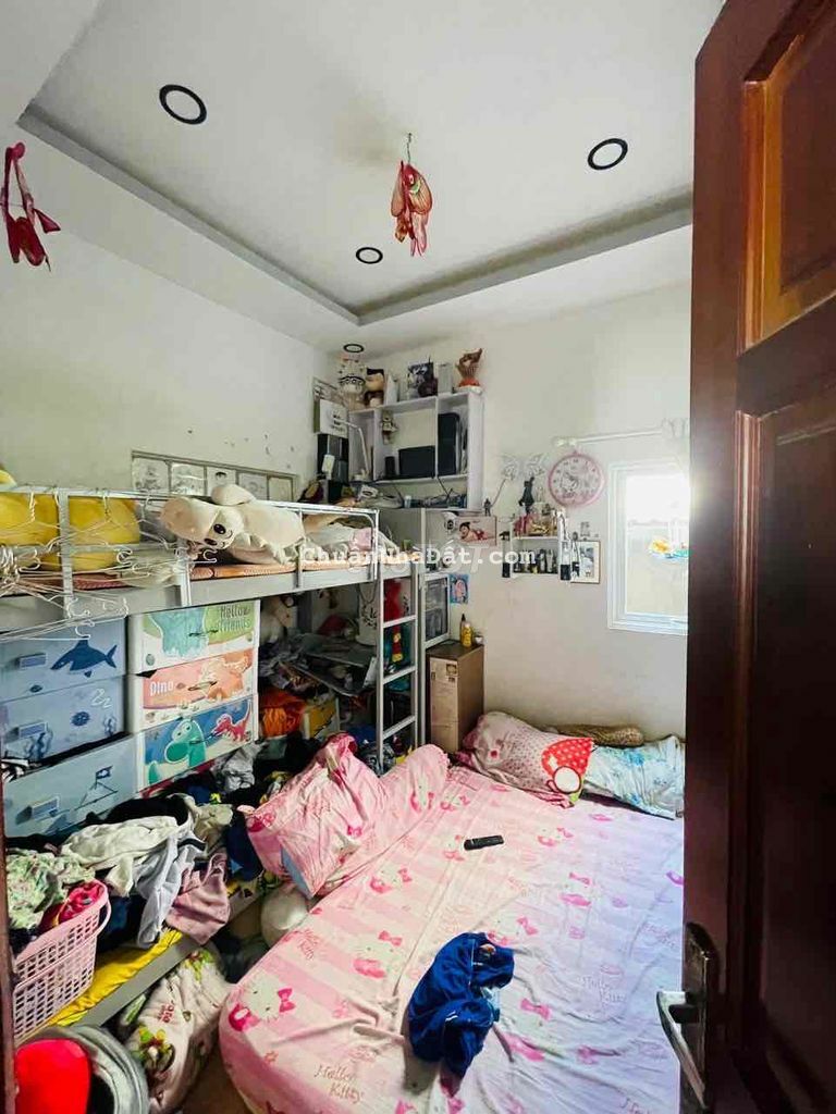 HẺM 4 MÉT SIÊU ĐẸP - KHU PHÂN LÔ CỰC HIẾM CÁCH QUẬN 1 CHỈ ONE CÂY CẦU HẺM 4 MÉT SIÊU ĐẸP - KHU PHÂN LÔ CỰC HIẾM CÁCH QUẬN 1 CHỈ ONE CÂY CẦU