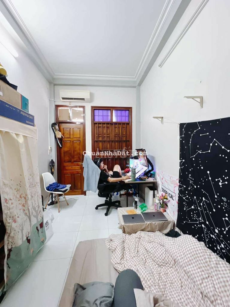 Gấp Bán Nhà 4 Tầng , 4PN - Tôn Thất Thuyết , Dòng tiền 12 triệu