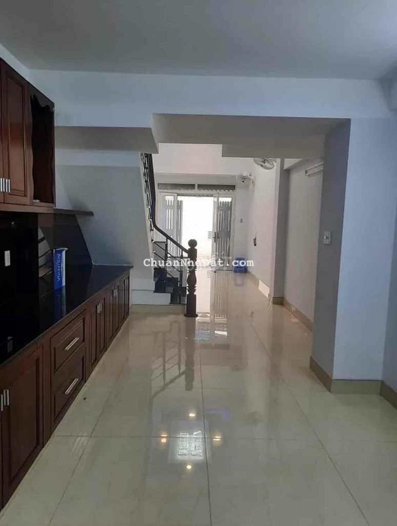 BÁN NHÀ LÊN SAO HOẢ 1TRỆT 2LẦU+SÂN THƯỢNG 1TỶ970 HẺM 161 BÙI HỮU NGHĨA