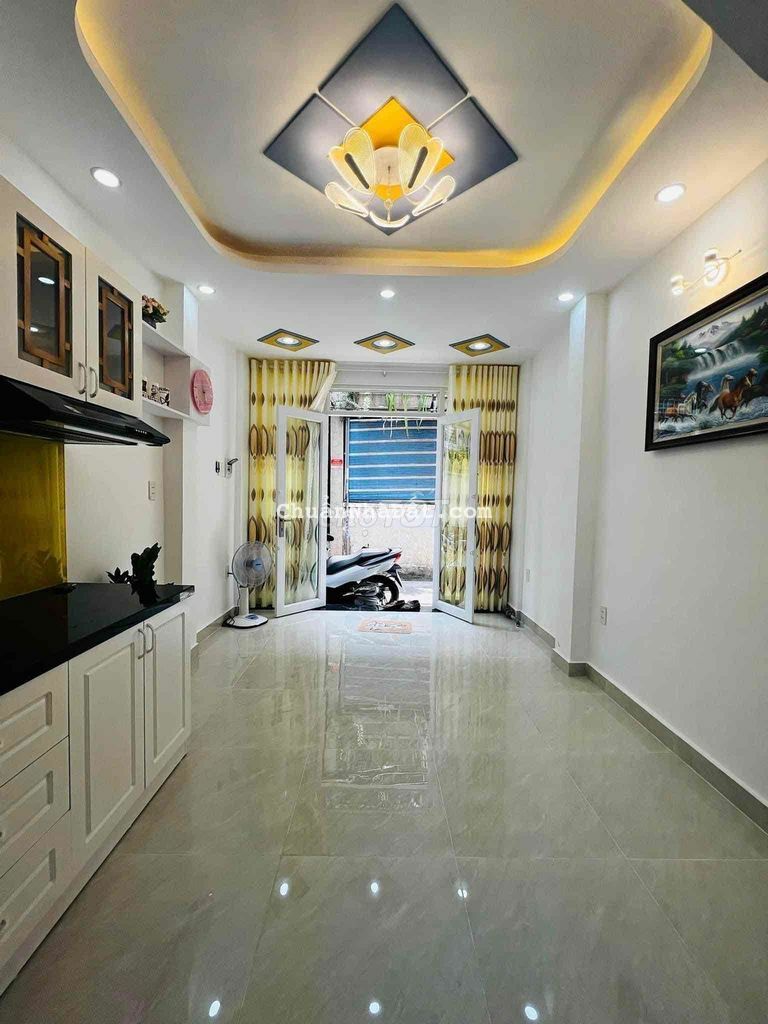 THIẾU TIỀN ĐÁM CƯỚI BÁN NHÀ 3 LẦU+SÂN THƯỢNG 2TỶ799 161 BÙI HỮU NGHĨA