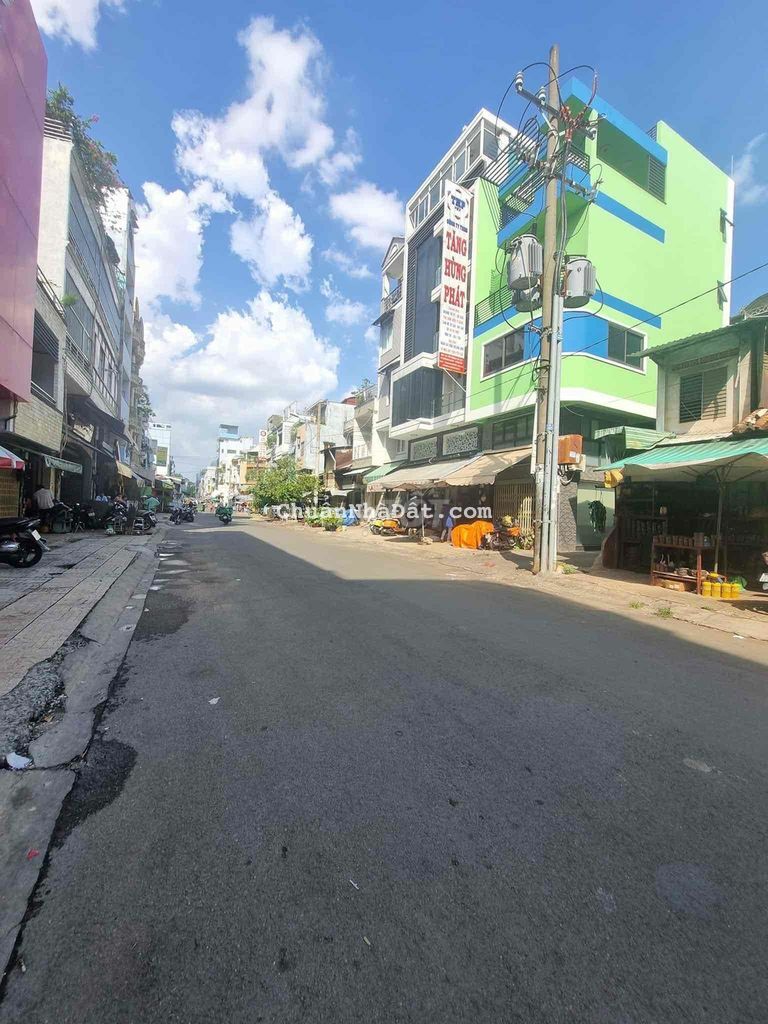 NHÀ BÁN - MẶT TIỀN ĐƯỜNG - QUẬN 5 - GẦN CHỢ LỚN NHÀ BÁN - MẶT TIỀN ĐƯỜNG - QUẬN 5 - GẦN CHỢ LỚN