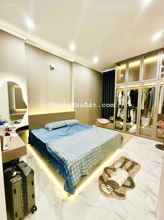 Nhà đẹp 48.1m2 (3.7 x 13), hẻm xe tải quay đầu, An Dương Vương Quận 5. 10,990 tỷ