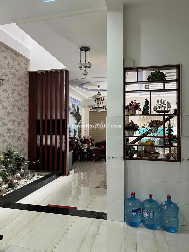 Bán Biệt Thự đẹp , khu Bình Phú 1 . Q6