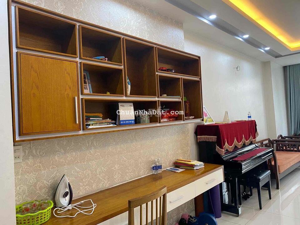 chính chủ bán nhà 5 lầu Hậu giang Quận 6 giá 5.99 tỷ
