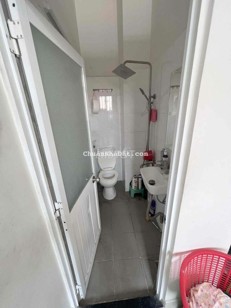 Nhà căn góc 4 tầng 6,5m x 7,4m hẻm Phúc Long Bà Hom