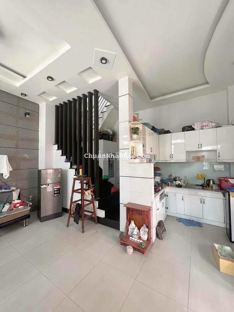 Nhà căn góc 4 tầng 6,5m x 7,4m hẻm Phúc Long Bà Hom