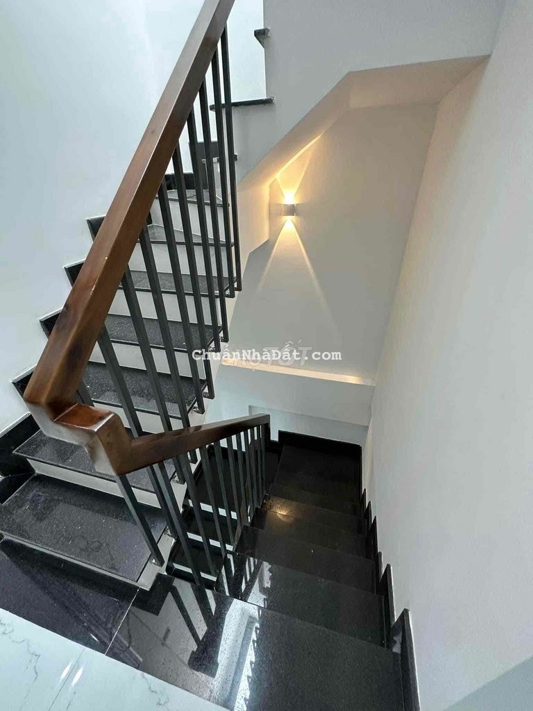 BÁN NHÀ ĐẸP – TRUNG TÂM QUẬN 6 – 2 MẶT TIỀN TRƯỚC SAU 5M - HẺM ÔTÔ