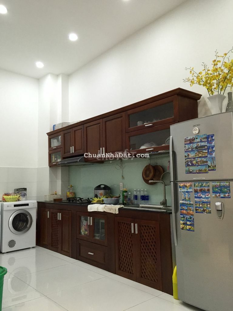 Nhà Gía rẻ mới đẹp 1 lầu ngay chung cư Him Lam Hậu Giang Q.6