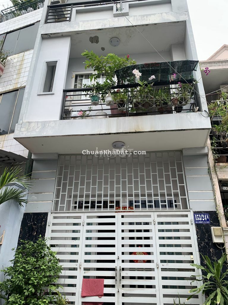 Bán Mặt Tiền khu phố ẩm thực P13 Quận 6 DT 3,9x18m
