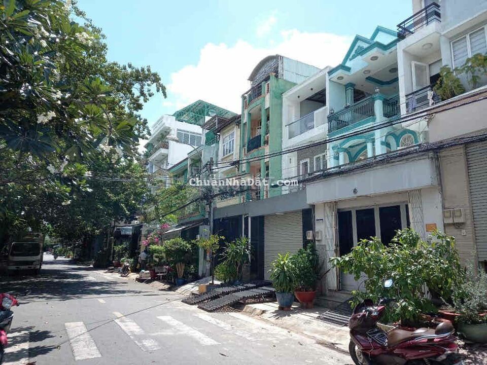 Nhà giá tốt Bình Phú 1 - 4m x 19m - 5PN 4WC - gần ST metro