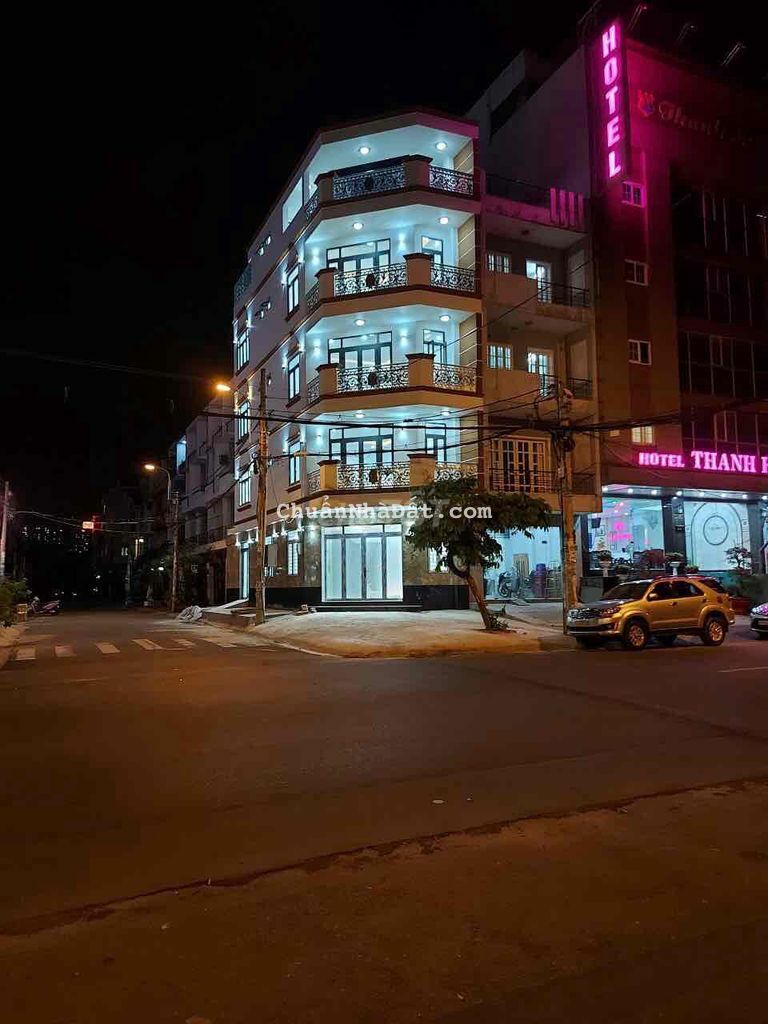 Bán Nhà Góc 2 MT đường số 26 Bình Phú Q6