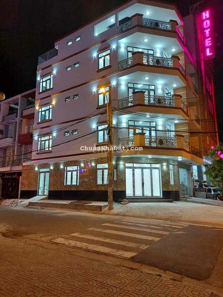 Bán Nhà Góc 2 MT đường số 26 Bình Phú Q6