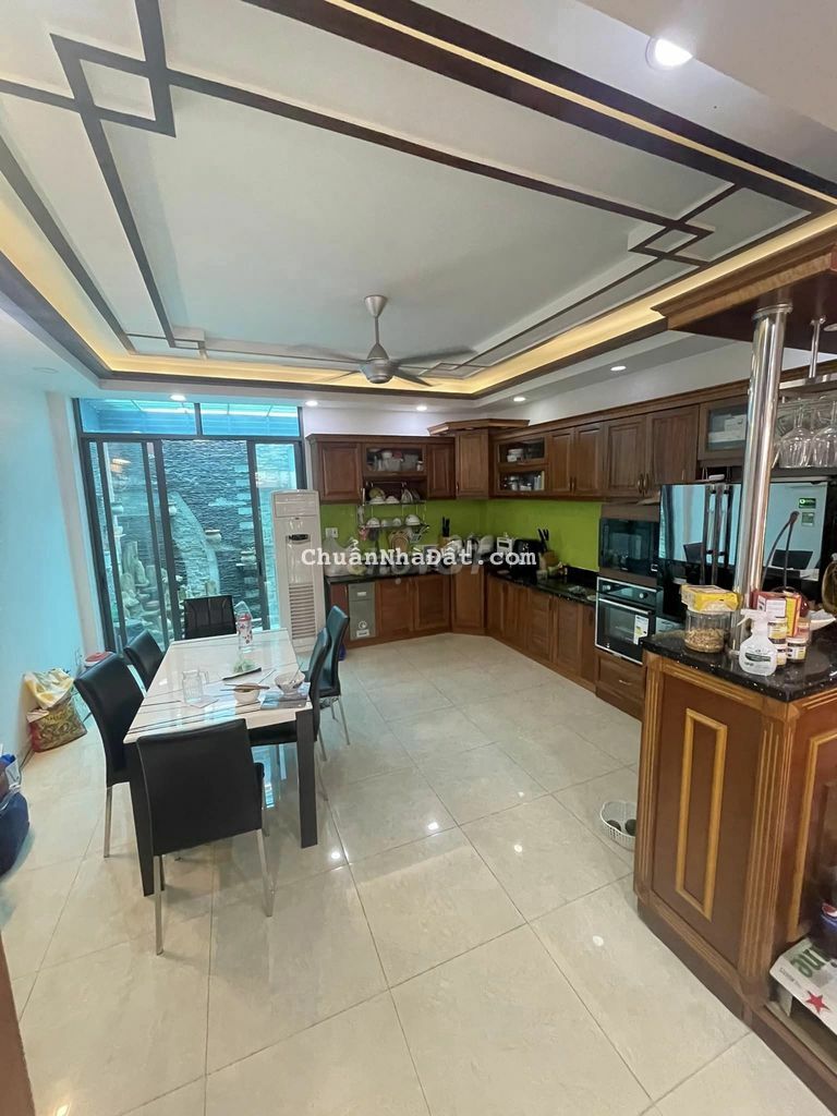 Bán nhà mặt tiền Gò ô môi Phú Thuận Q7 100m2 1 trệt 3 lầu giá 11 tỷ Bán nhà mặt tiền Gò ô môi Phú Thuận Q7 100m2 1 trệt 3 lầu giá 11 tỷ