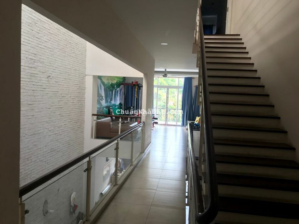 BÁN NHÀ MẶT TIỀN ĐƯỜNG SỐ 12 NAM LONG.TÂN THUẬN ĐÔNG.Q7. BÁN NHÀ MẶT TIỀN ĐƯỜNG SỐ 12 NAM LONG.TÂN THUẬN ĐÔNG.Q7.