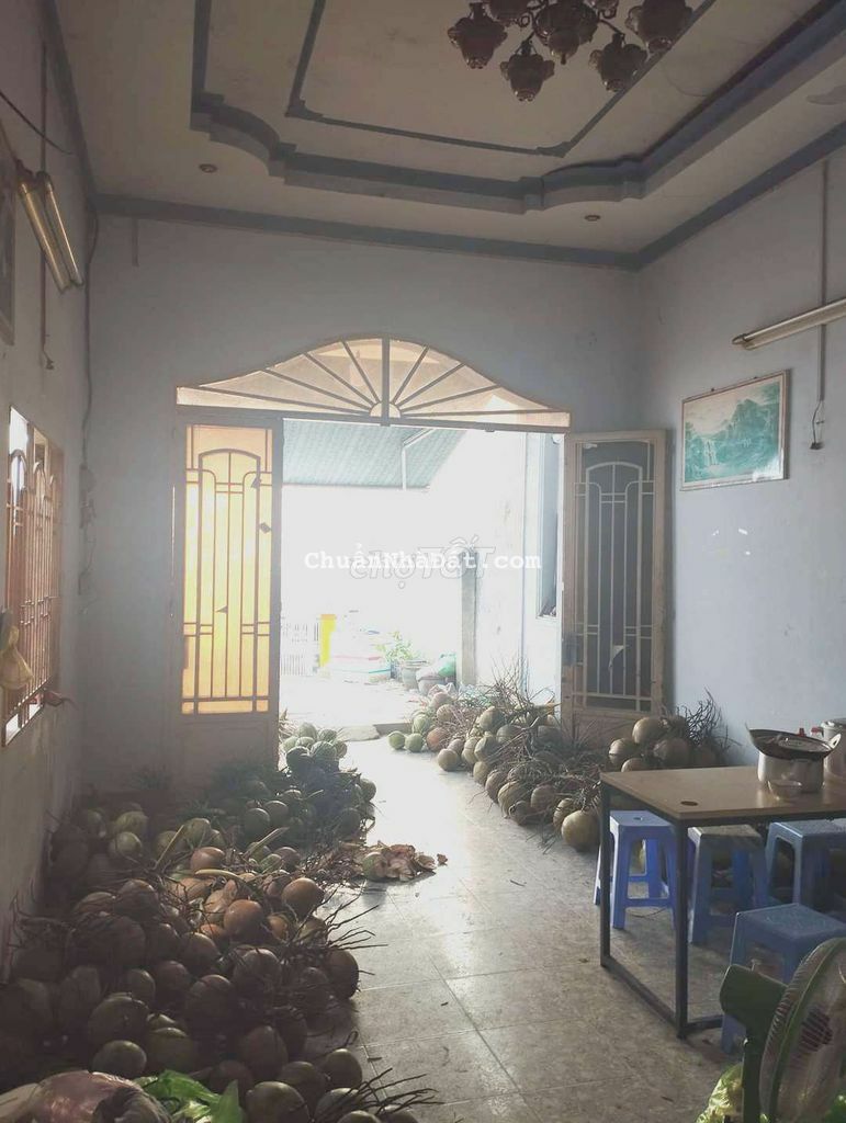 Gấp Bán Nhà Cấp 4 Phạm Hữu Lầu , DT 5.25 x 25m chỉ 6.3 Tỷ