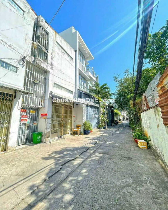 Bán dãy trọ hẻm 30 Lâm Văn Bền (7,6x17m) P. Tân Kiểng có 12 phòng - thu nhập 25tr/tháng