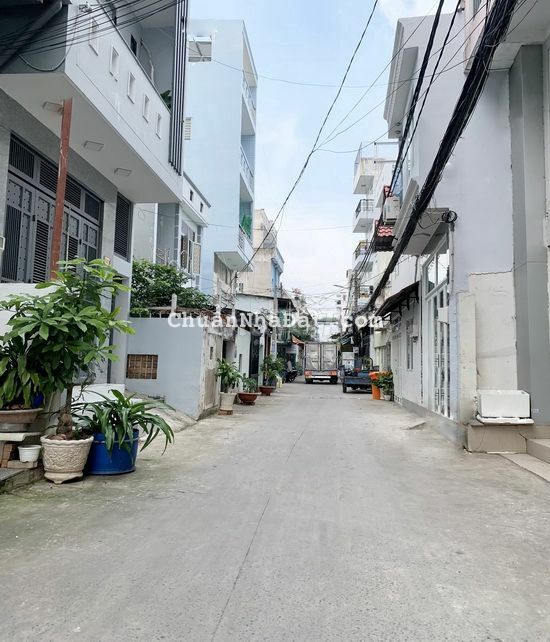 CHDV 3 LẦU SÂN THƯỢNG 15 PHÒNG, BÙI VĂN BA p.TTĐ, QUẬN 7