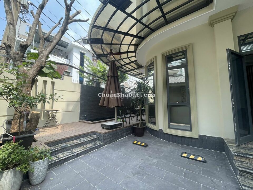 Biệt thự mini cao cấp 5 tầng thang máy 9x15m góc 2MT khu Kiều Đàm