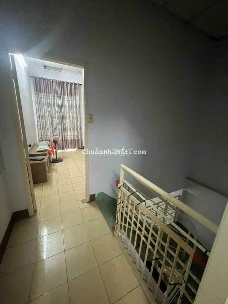 Bán gấp nhà hẻm ô tô 791 Trần Xuân Soạn 4x17,5m 1 lầu, 3PN giá 8,1 tỷ