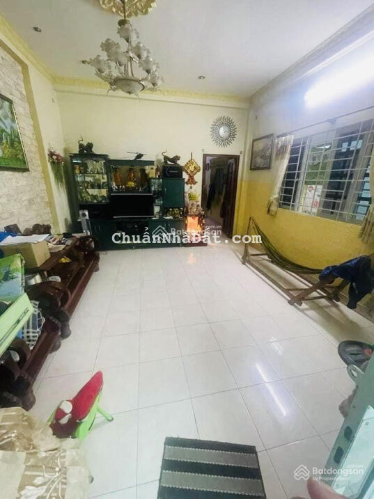 Nhà bán gấp trước Tết, nhà ngang gần 7m, 150m2, thích hợp xây CHDV, Huỳnh Tấn Phát, Phú Thuận Q7